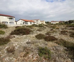 Сельскохозяйственная земля рядом со строительной зоной 3550 м², 25 €/м²
