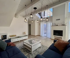 ATRATÍVNA RUSTIKÁLNA VILA S BAZÉNOM, NA TICHOM MIESTE!