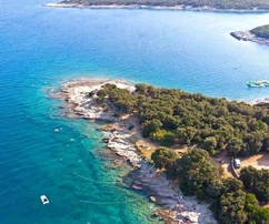 TERRENO EDIFICABILE CON PROGETTO E PERMESSO DI COSTRUIRE – MARČANA