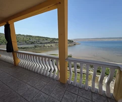 Traumhaus am Meer mit unverbautem Meerblick in Rovanjska