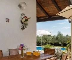 Poreč - Luksusowy dom z prywatnym basenem na sprzedaż