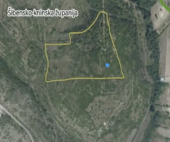 Maison, six hectares de terrain Drniš