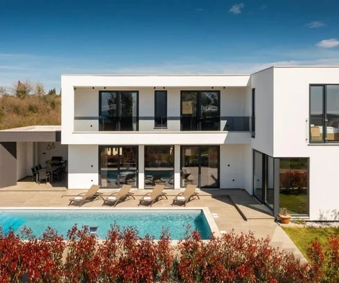 Luxuriöse villa zum verkauf in Poreč