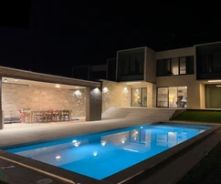 Luxusní moderní dům s bazénem na prodej v Rovinji