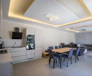 Nowoczesny parterowy dom w Rovinj na sprzedaż, położony blisko morza w Chorwacji