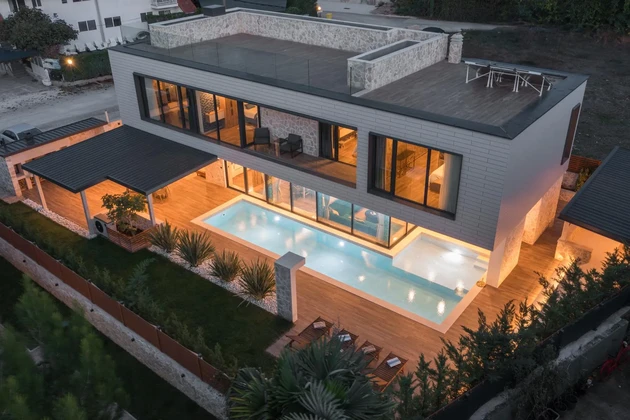 Villa moderna con piscina in vendita a Funtana in Croazia