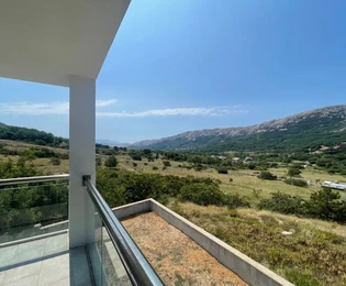 NEW SEMI-DETACHED VILLA ON THE EDGE OF THE GREEN ZONE, IN QUIET LOCATION!