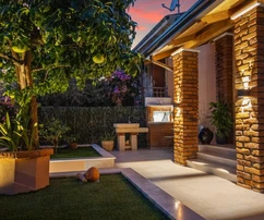 Casa con piscina in vendita a Rovigno vicino al centro città in Croazia
