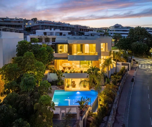 Luksuzna vila u El Campanario, Marbella