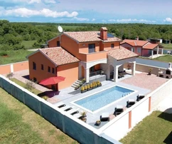 Jadreški, Istria: Nowoczesna willa z basenem w spokojnej okolicy