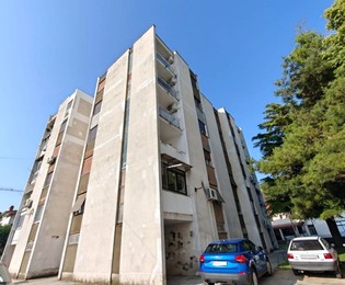 Elbűvölő, két szobás lakás eladó Sinj városában