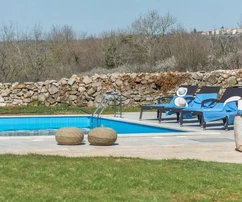 Istrie, Lovreč : Villa authentique en pierre avec vaste terrain