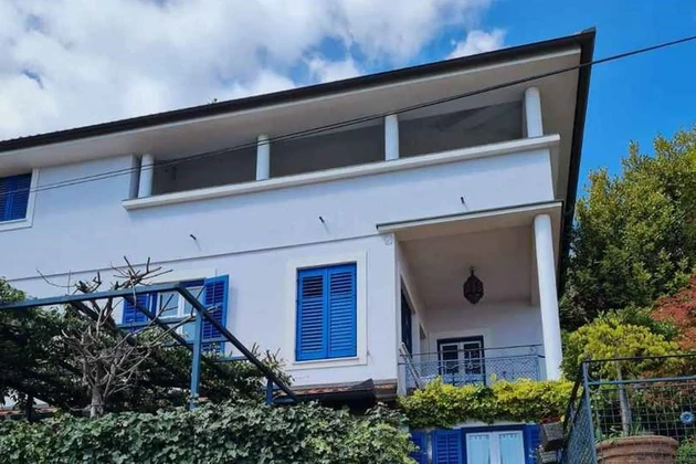 Opatija, Pobri, Haus mit einem wunderschön angelegten Garten und Panoramameerblick