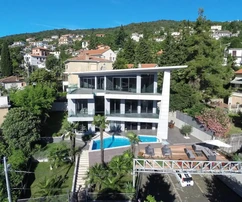 Apartmánový dom v Opatiji