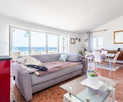 Villa en pierre avec piscine à vendre à Primošten en Croatie