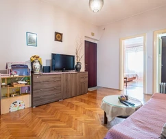 Prostorný třípokojový byt na prodej ve Splitu v lokalitě Bačvice v Chorvatsku