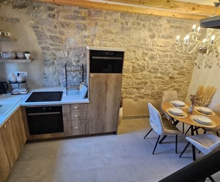 Vendita casa Kaštel Sućurac 60 m2