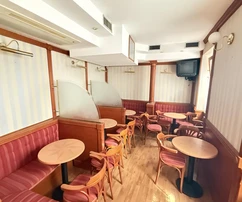 Complejo residencial y comercial de uso mixto en venta en Pula, Croacia