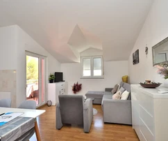 Vodice, Srima - apartamento de una habitación a 400 m de la playa