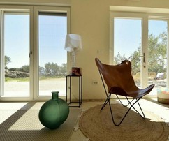 Villa Brac avec vue sur la mer - Meublée et économe en énergie