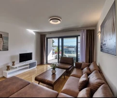Dalmazia - Zadar appartamento di lusso a 30 m dal mare, grande giardino e casetta da giardino