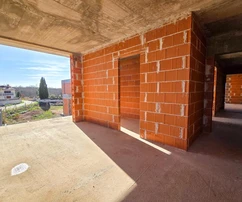 Modern villa for sale near Poreč in Croatia