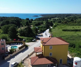 Maison individuelle avec vue sur la mer disponible à l'achat en Croatie