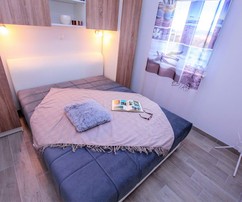 Villa en Rogoznica con piscina cerca del mar - 6 apartamentos en venta