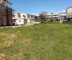 Zaton, 50 m dal mare, terreno edificabile con progetto concettuale per 9 unità