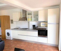 Villa a Brac con piscina e vista sul mare, appartamenti completamente arredati