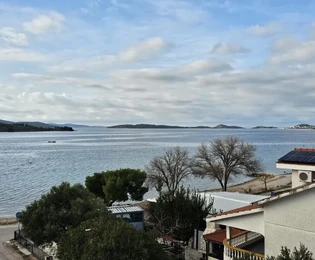 Vodice-Srima - Attico in prima fila sul mare