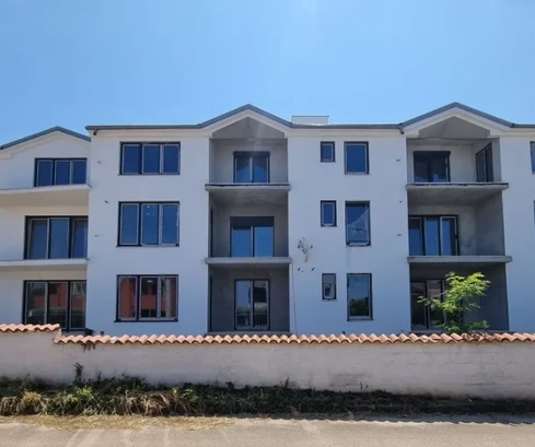 Istrien, Umag: Neue wohnung mit aufzug in Bašanija