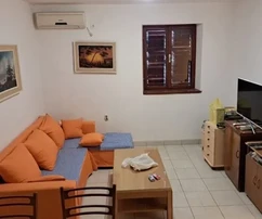 Čiovo, Okrug Gornji, three-room duplex apartment in a house 135m2, sea view