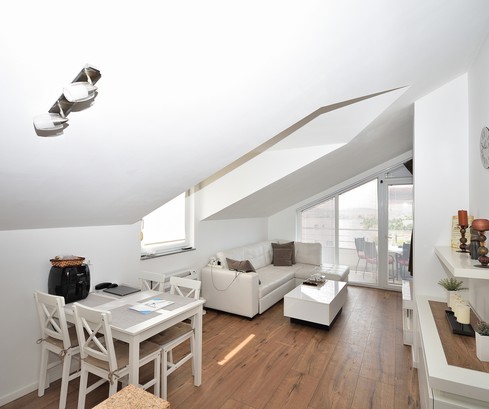 Sprzedaż mieszkania z widokiem na morze w Vodicach