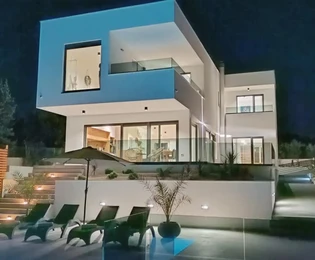 Villa de luxe avec vue mer à vendre à Medulin en Croatie