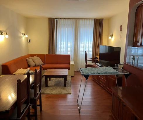 Mieszkanie Poreč, 77 m²