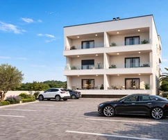 Двухкомнатная квартира Borik на 1 этаже в тихой части поселка