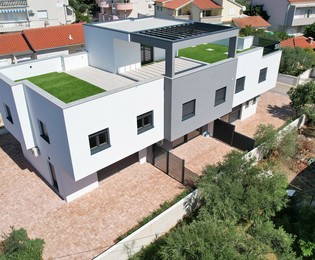 VENDIDO - Casa en venta en Vodice cerca del mar