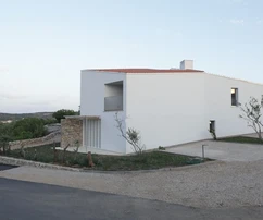 APARTAMENT Z OGRODEM I WIDOKIEM NA MORZE, W SPOKOJNEJ OKOLICY!