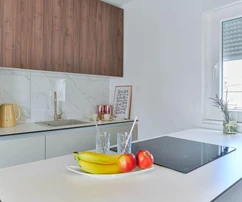 Zadar, Borik, dom w zabudowie szeregowej z 5 lokalami mieszkalnymi