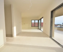 Vodice - Luksusowy penthouse S4 z windą, widokiem na morze, doskonała lokalizacja