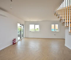 Vodice - apartament S4 3 sypialnie + jadalnia, taras na dachu z widokiem na morze