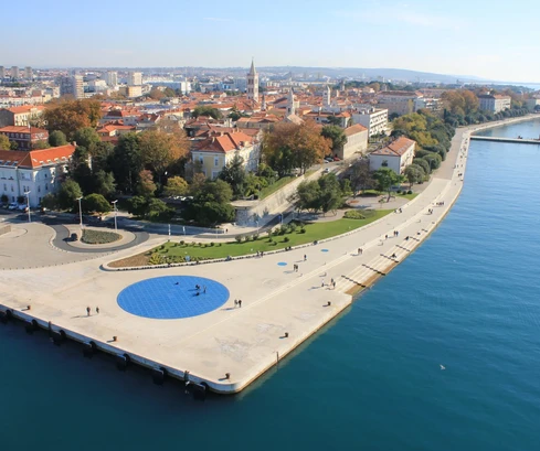 Zadar belváros óváros - 2 szobás lakás, 1. emelet, masszív építés, csendes hely