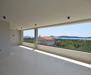 Byt na predaj s výhľadom na more v Tribunji