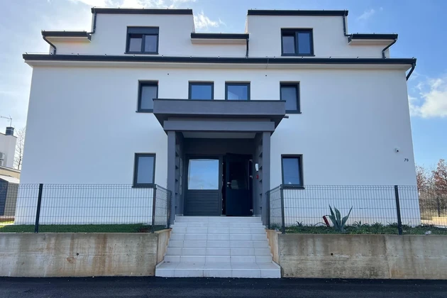 Poreč, Istria: Attico spazioso con due appartamenti