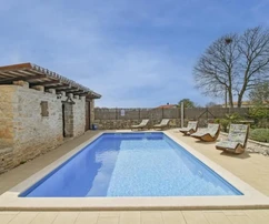 Svetvinčenat, Istria – Authentic stone house with pool