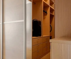 Moderne Einzimmerwohnung zum Verkauf an der Westküste von Split in Kroatien