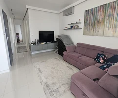 Penthouse s terasou na střeše a výhledem na moře, 250 m od pláže!