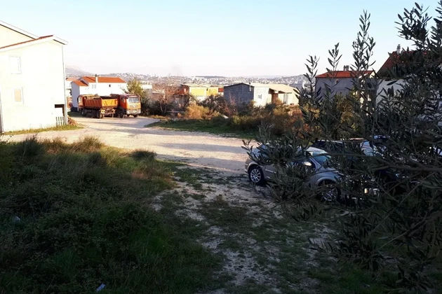 Solin, St. Kajo, Baugrundstück 950 m2, mögliche Kompensation