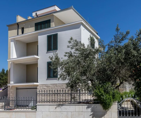 Čiovo, Okrug Gornji | Exkluzivní prodej, dvoupokojový byt s nádherným výhledem na moře